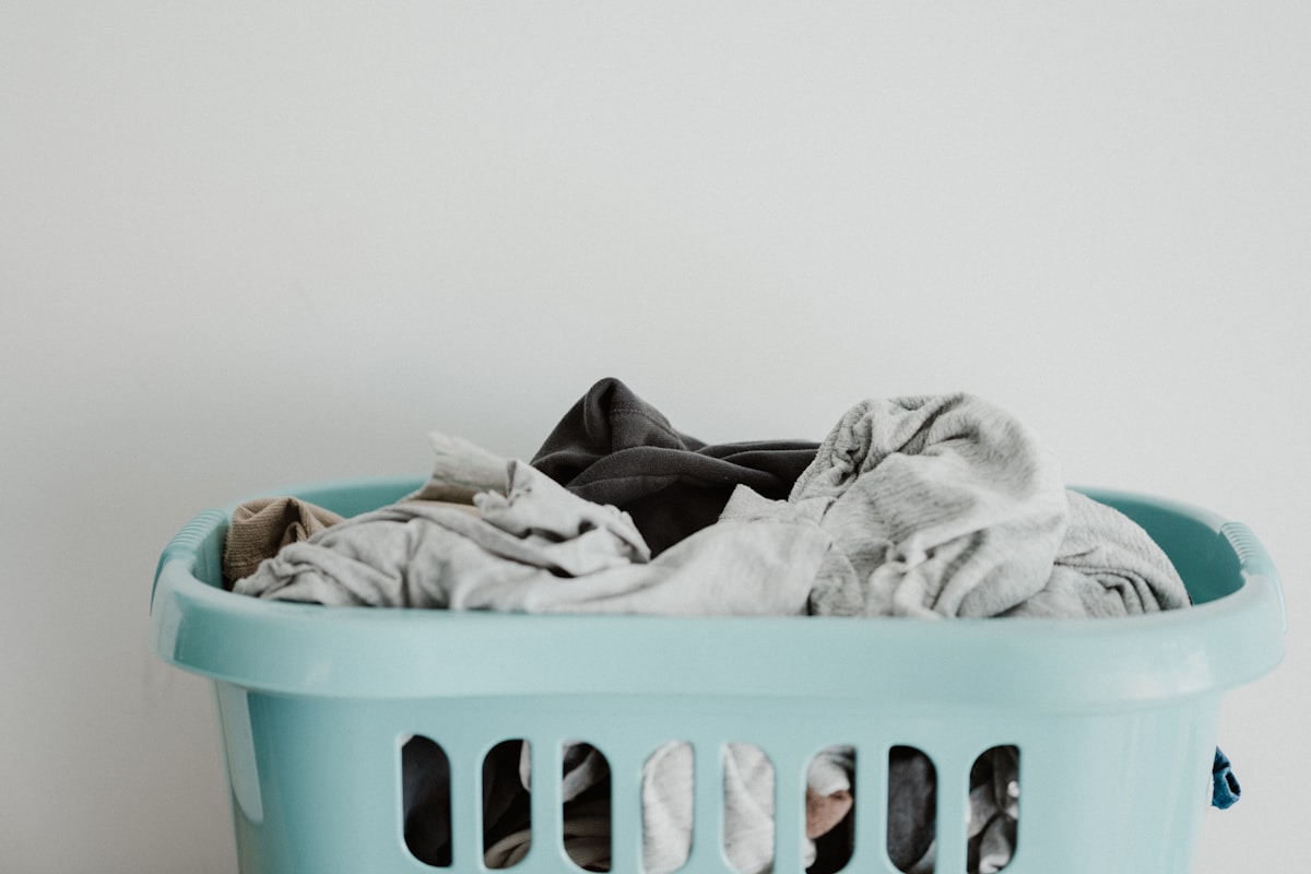 How to Choose the Best Laundry Service in Dubai — A Complete Guide